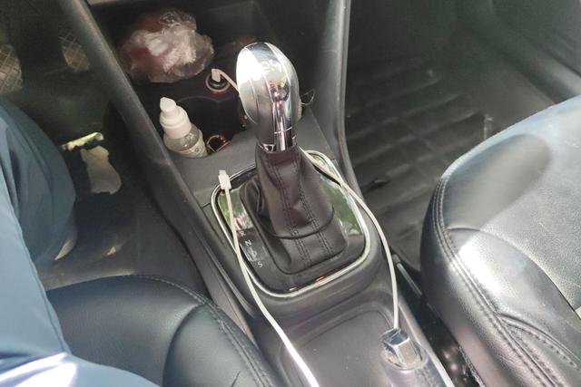 Volkswagen Polo 2016 thumb 11