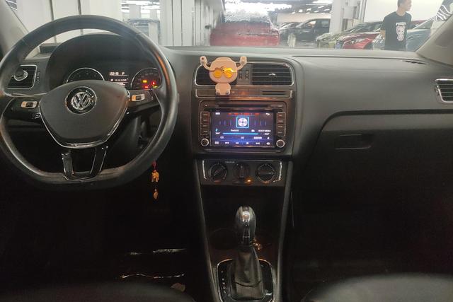 Volkswagen Polo 2016 thumb 12