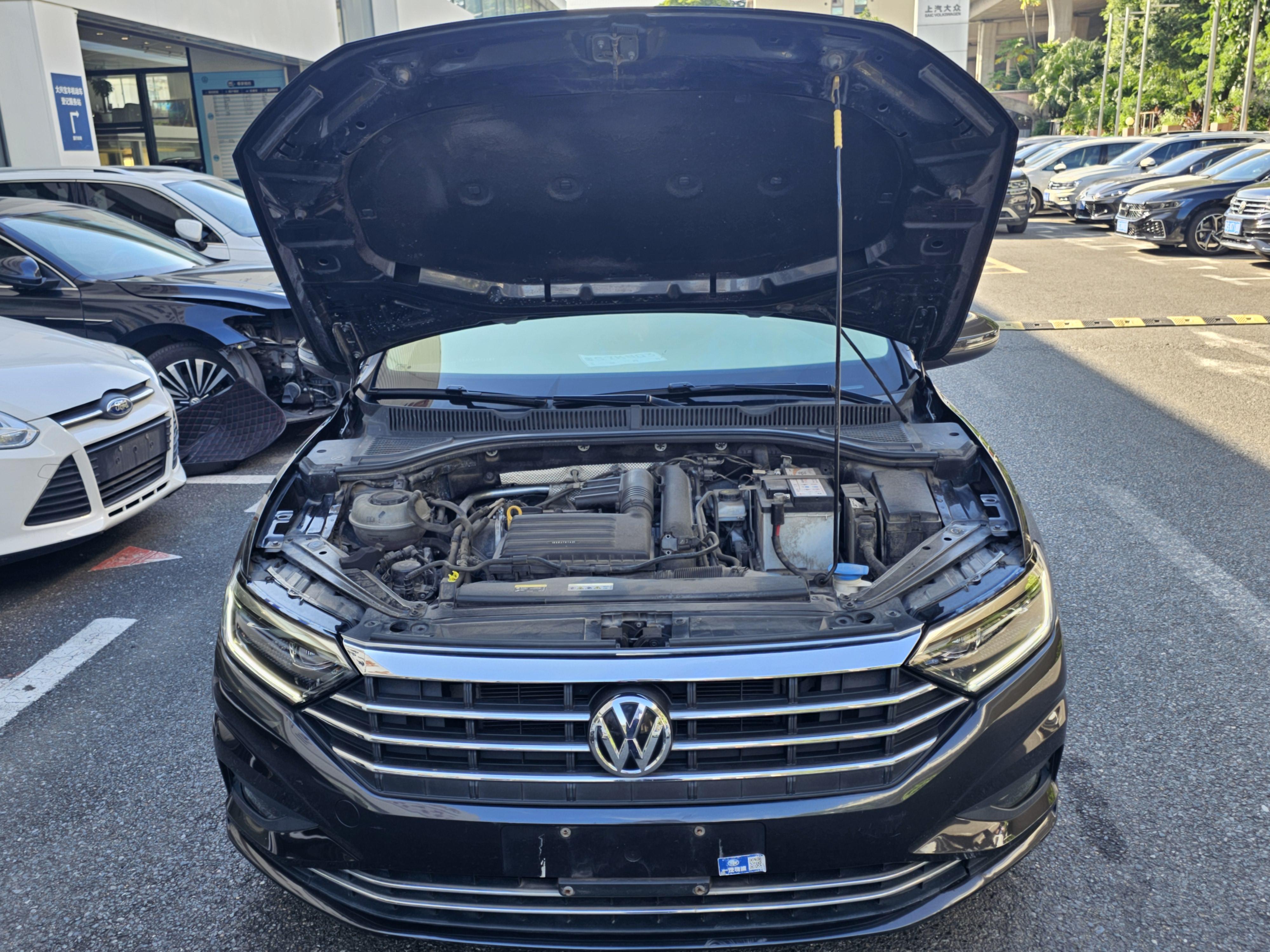 Volkswagen Sagitar 2022 thumb 5