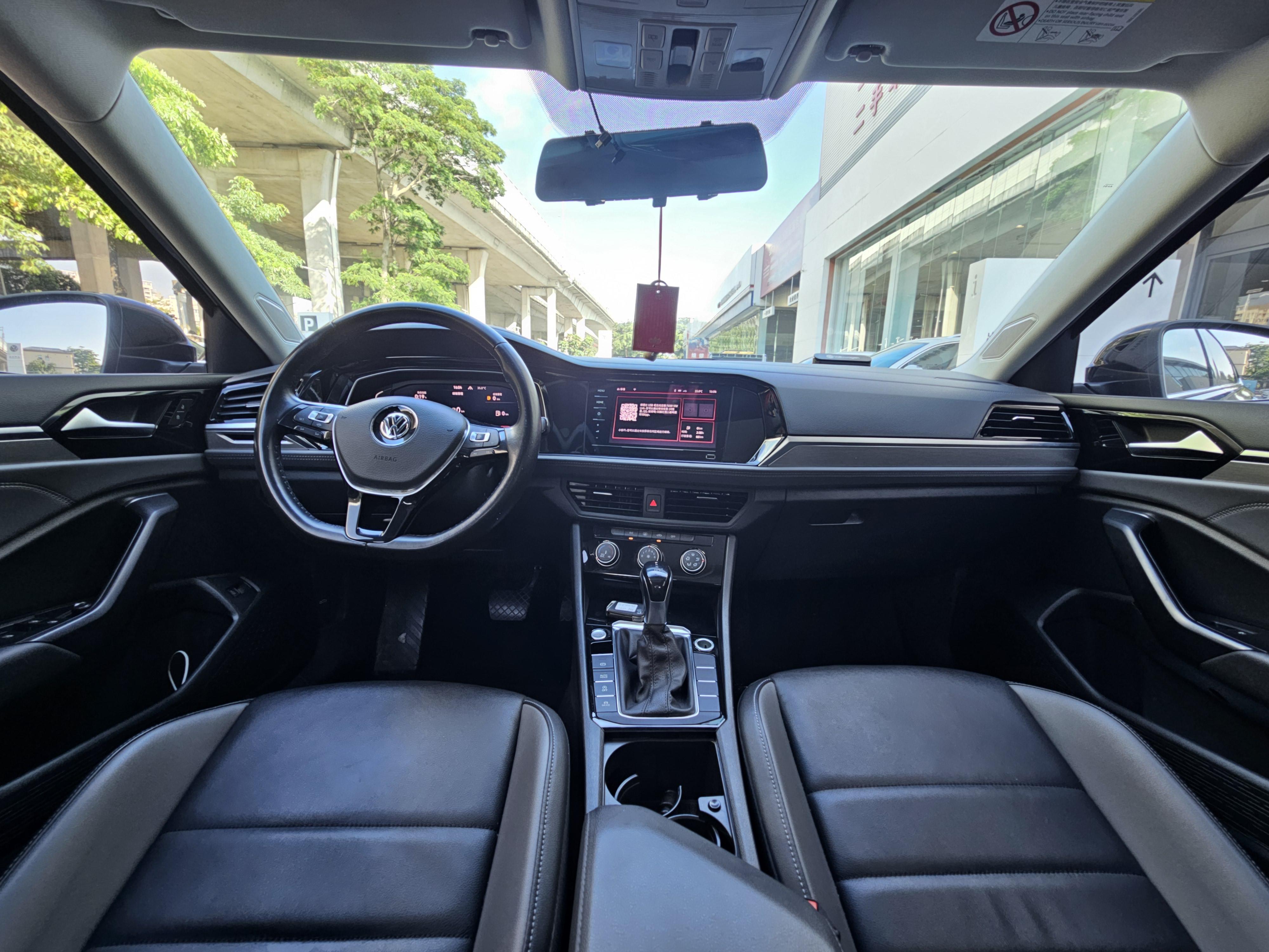 Volkswagen Sagitar 2022 thumb 12