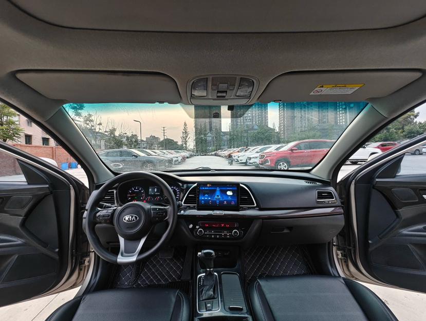 Kia K4 2014 thumb 5