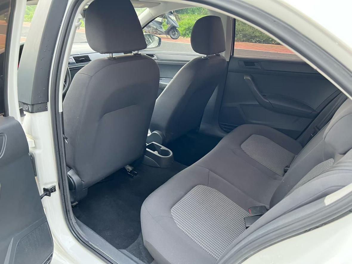 Volkswagen Santana 2016 thumb 7