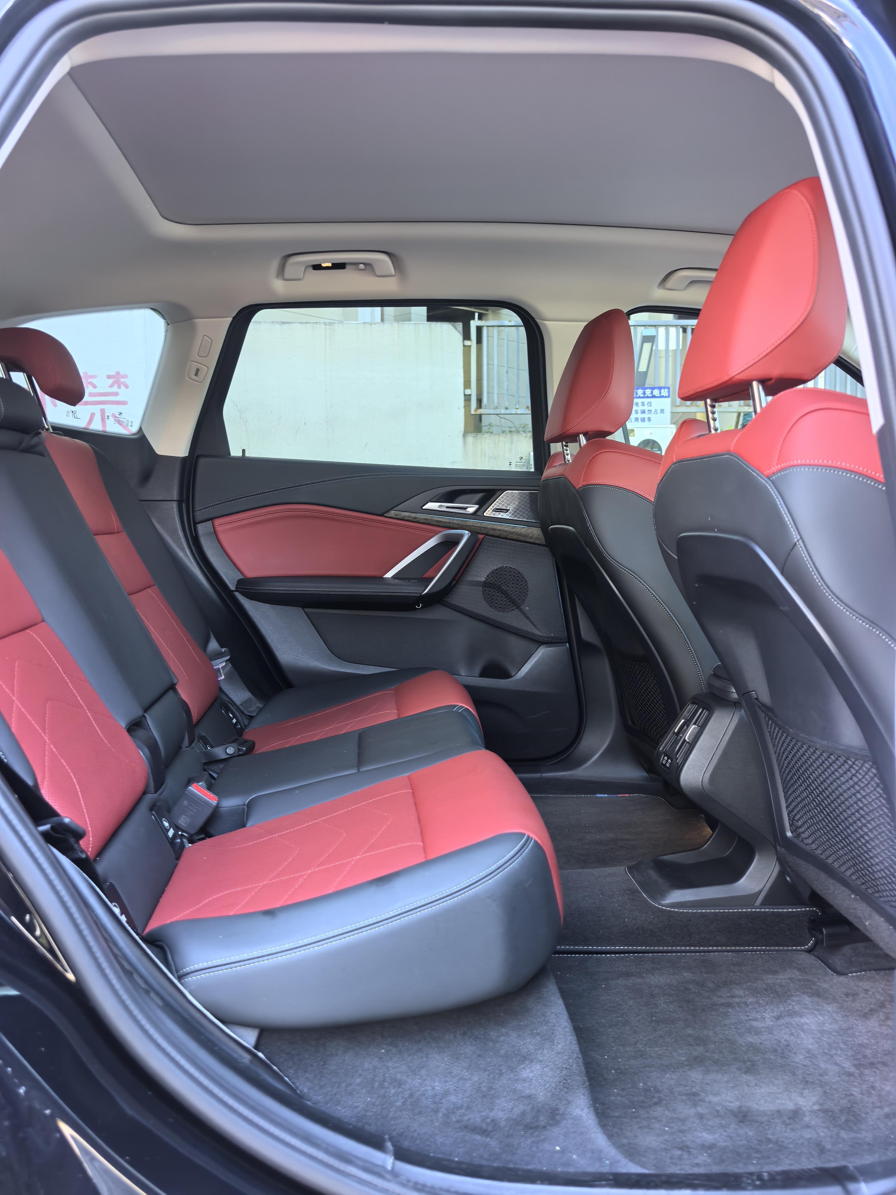 BMW X1 2023 thumb 8