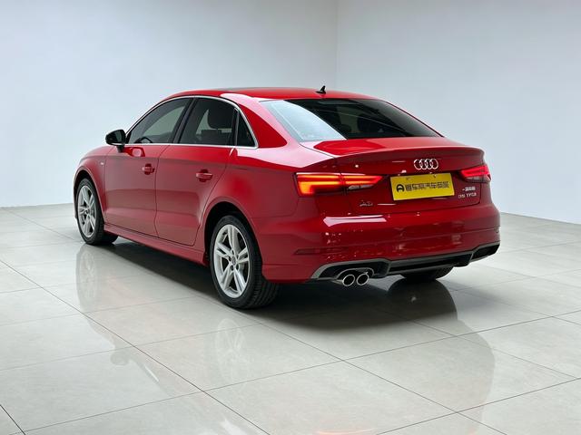 Audi A3 2019 thumb 3