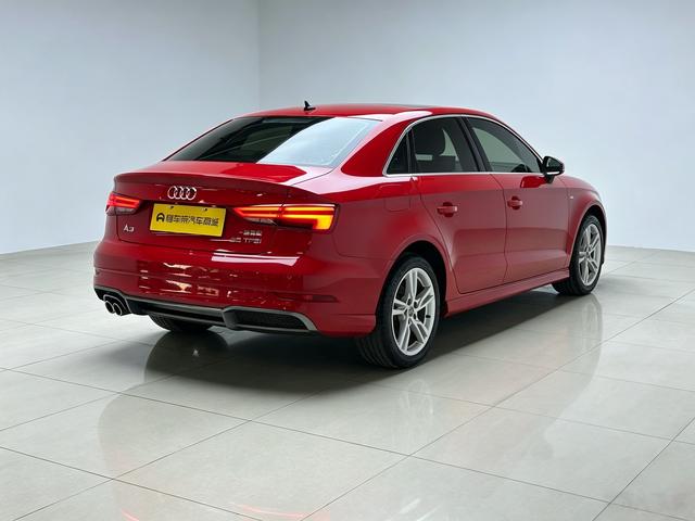 Audi A3 2019 thumb 5