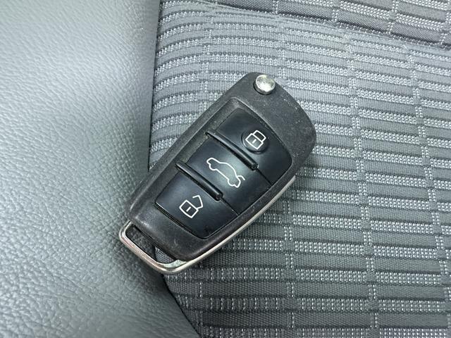 Audi A3 2019 thumb 9