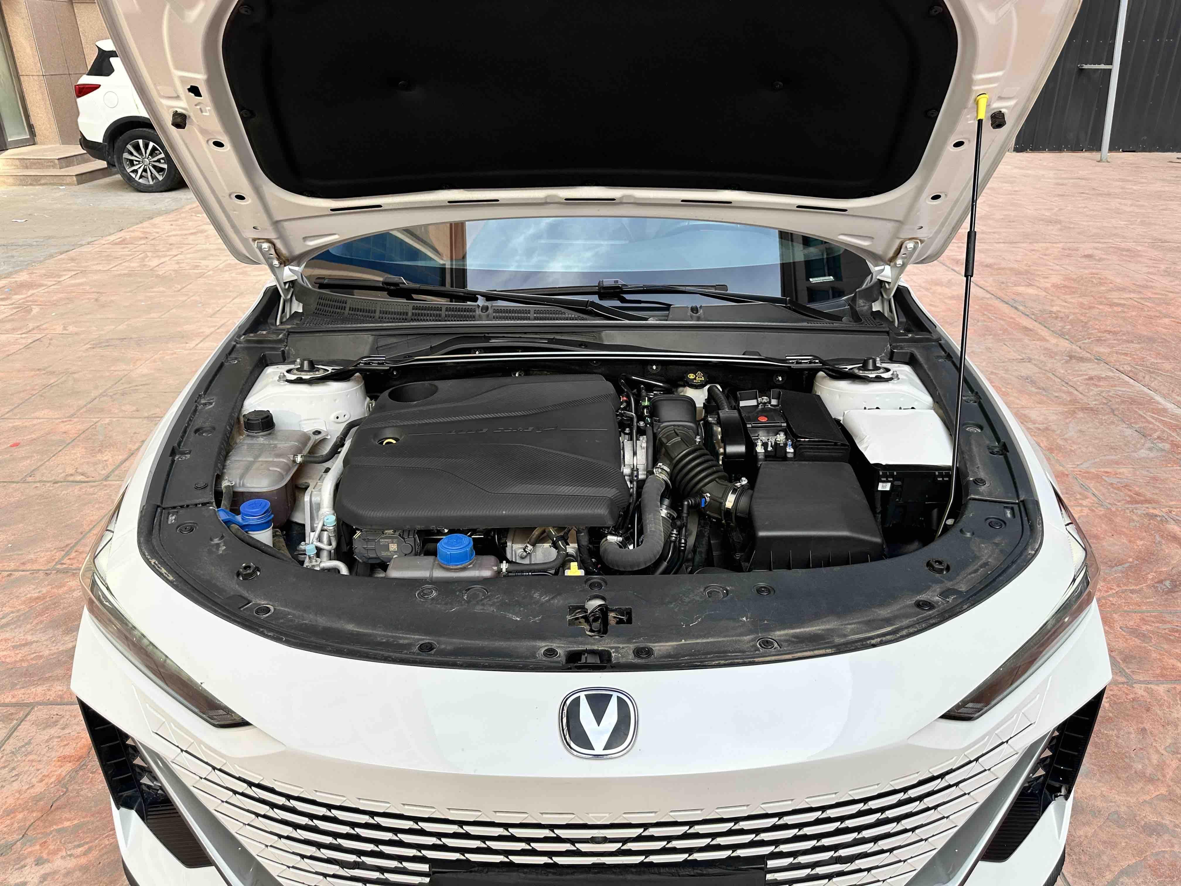 Changan UNI-V 2022 thumb 4