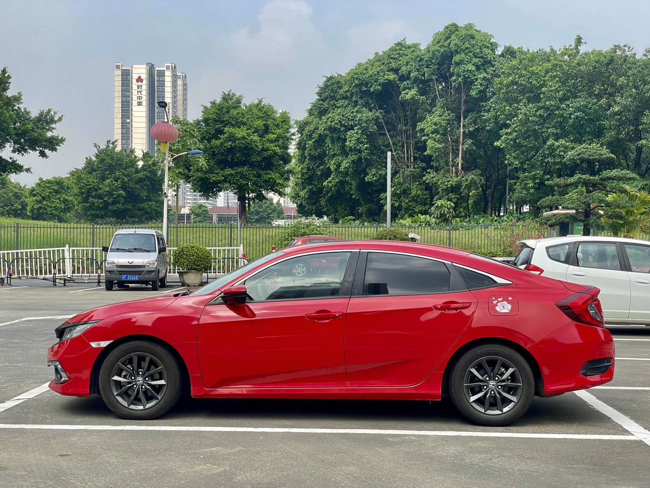 Honda Civic Ferio 2019 thumb 2