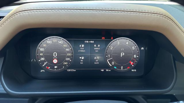 Land Rover Defender 2025 thumb 7