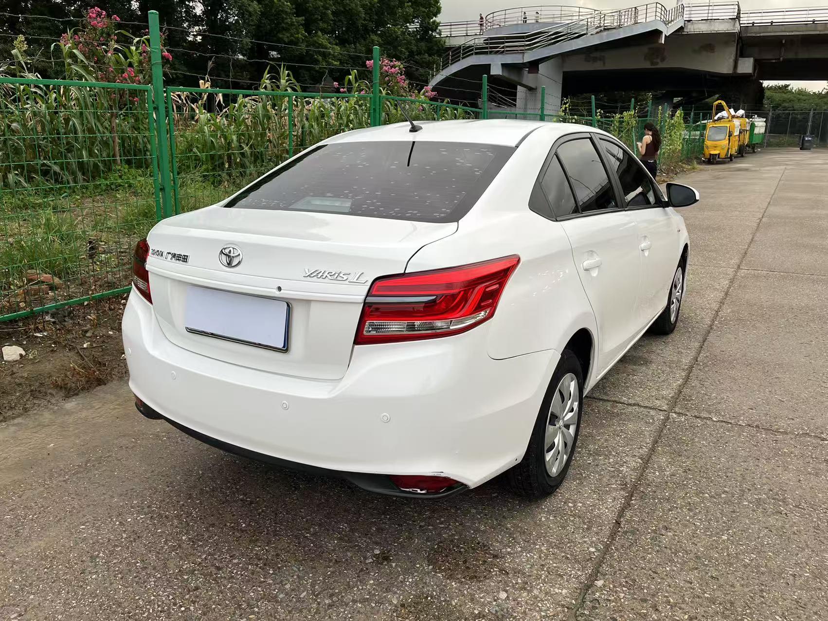 Toyota Yaris 2021 thumb 6