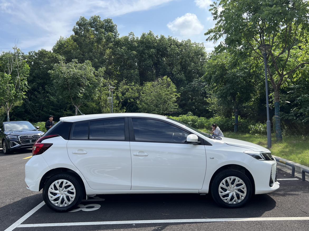 Toyota Vios 2022 thumb 6