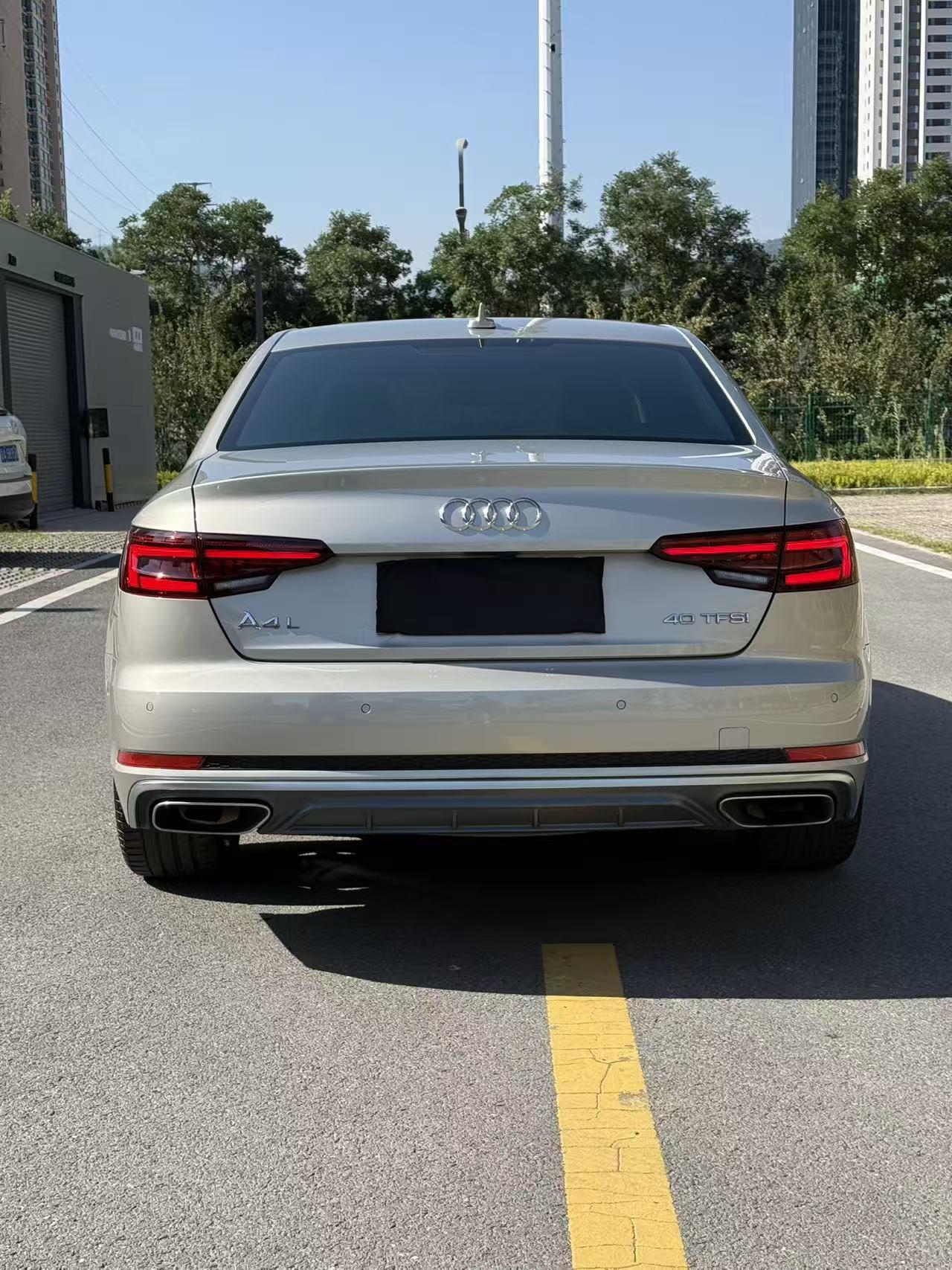 Audi A4 2019 thumb 12
