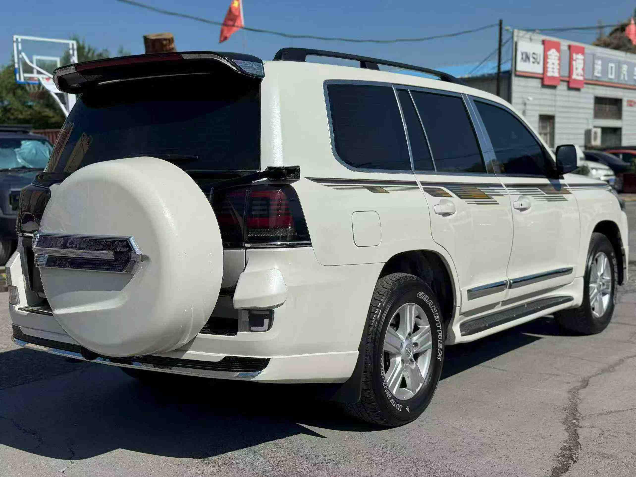 Toyota Land Cruiser 2015 thumb 3