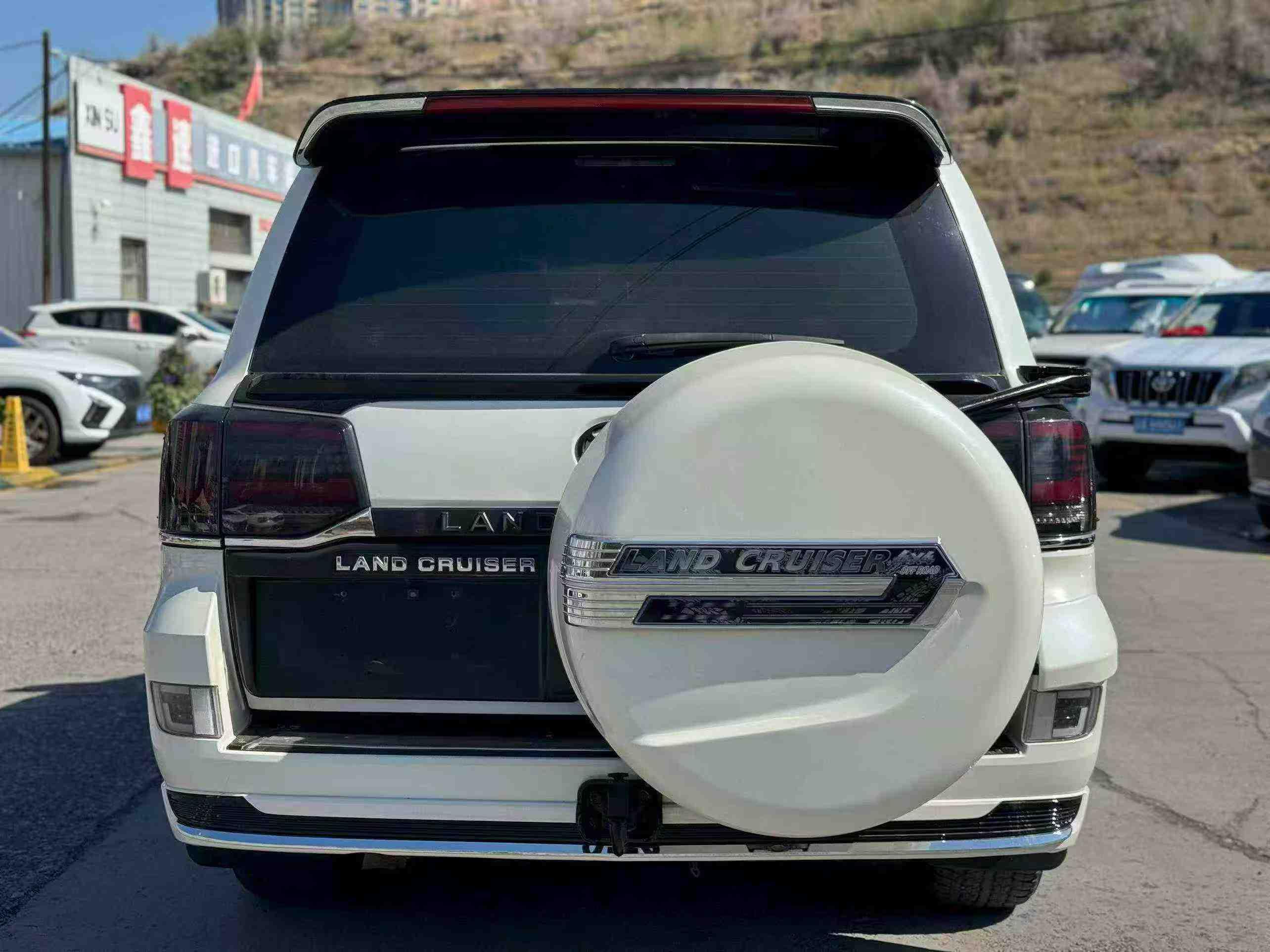 Toyota Land Cruiser 2015 thumb 4