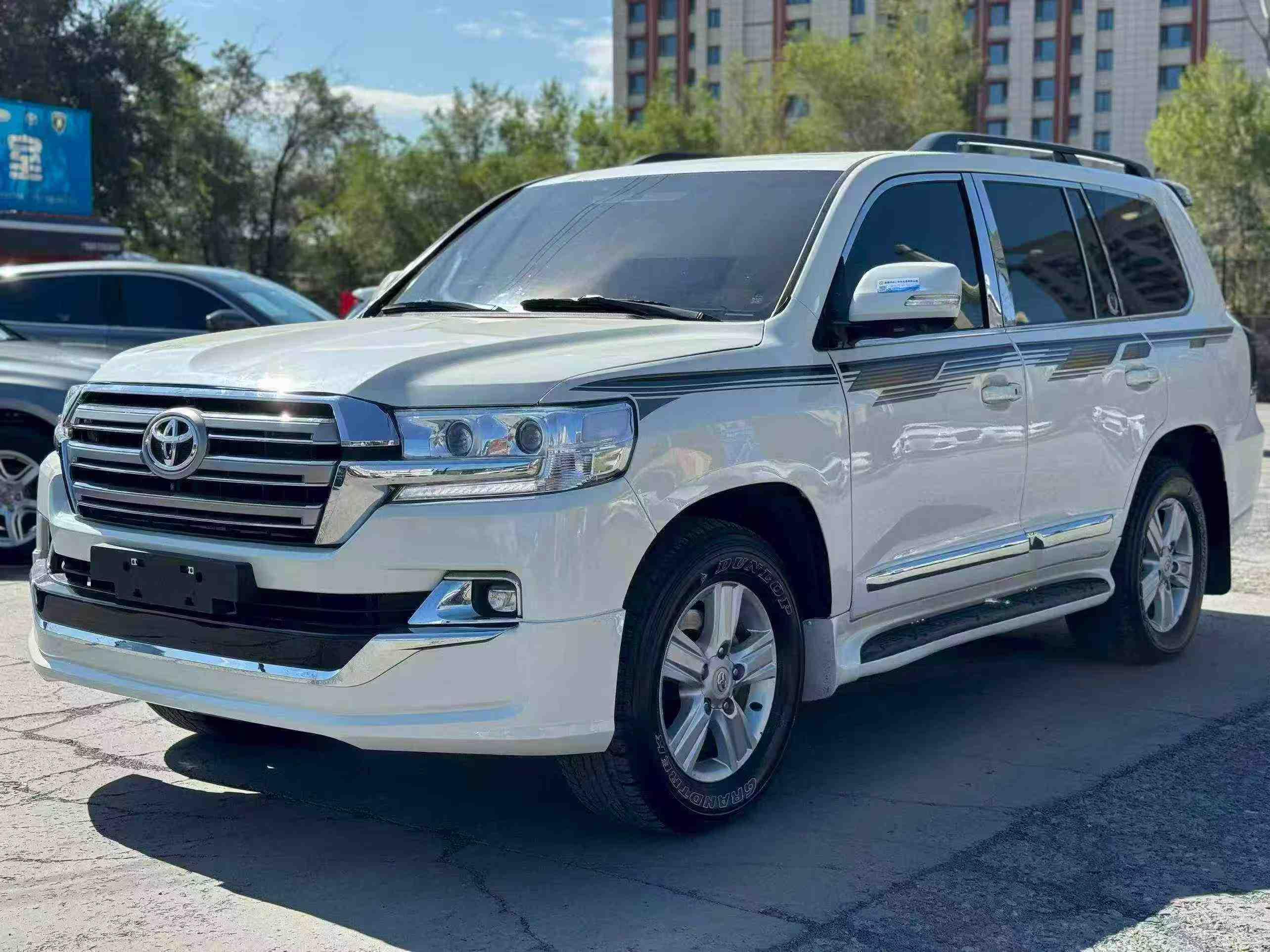 Toyota Land Cruiser 2015 thumb 8