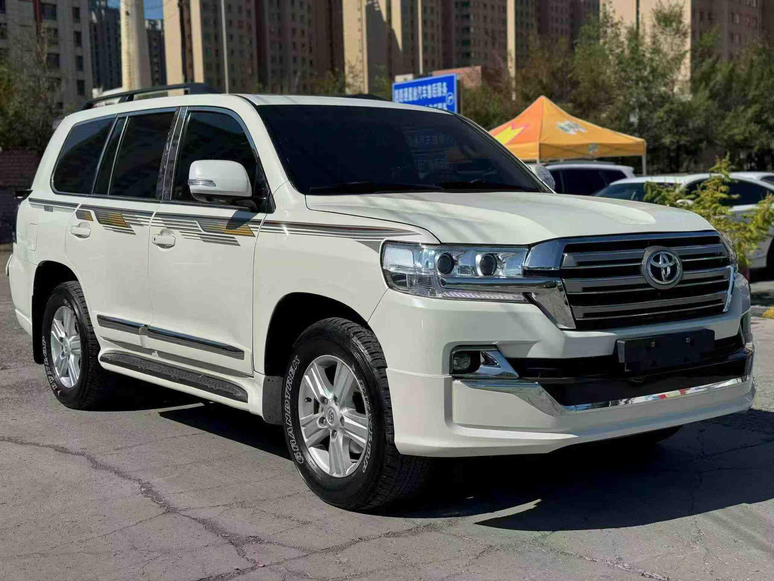 Toyota Land Cruiser 2015 thumb 10