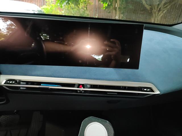 BMW iX 2022 thumb 6