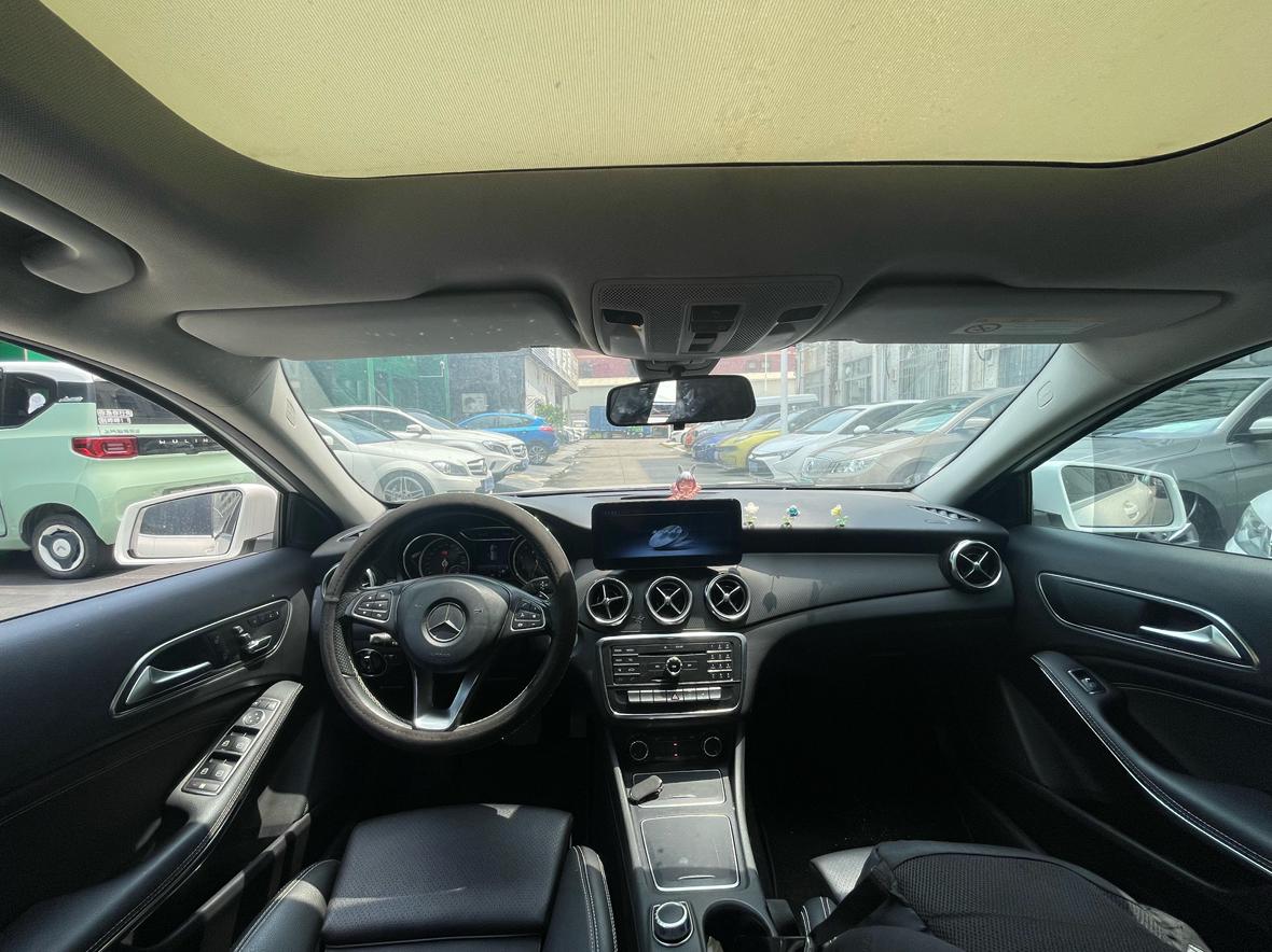 Mercedes-Benz GLA 2018 thumb 4