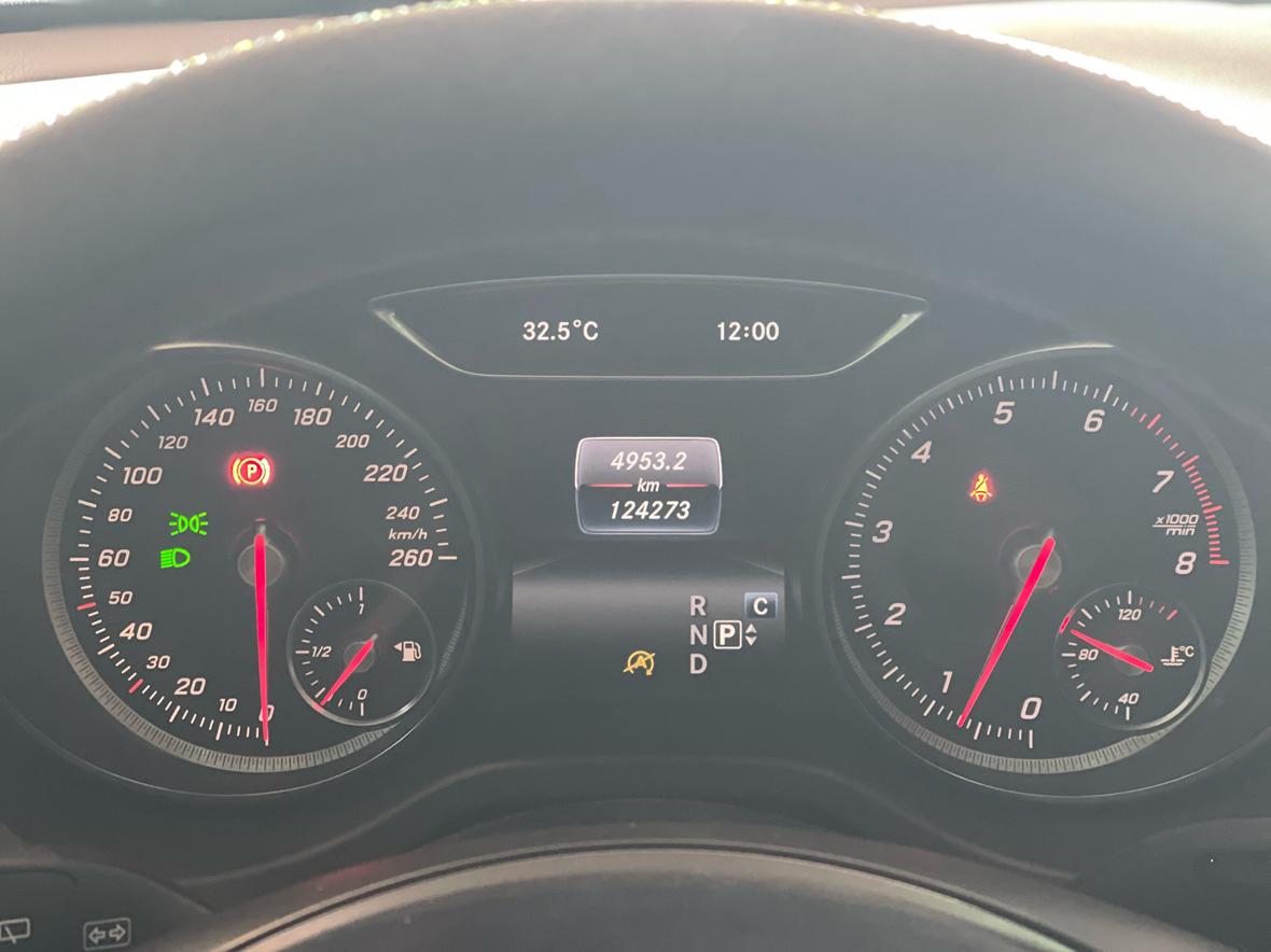 Mercedes-Benz GLA 2018 thumb 5