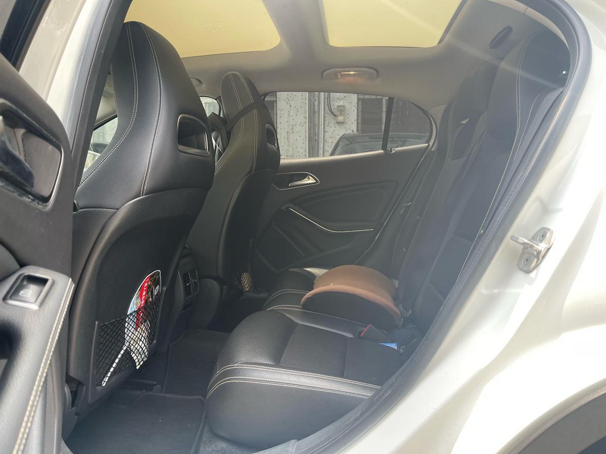 Mercedes-Benz GLA 2018 thumb 7