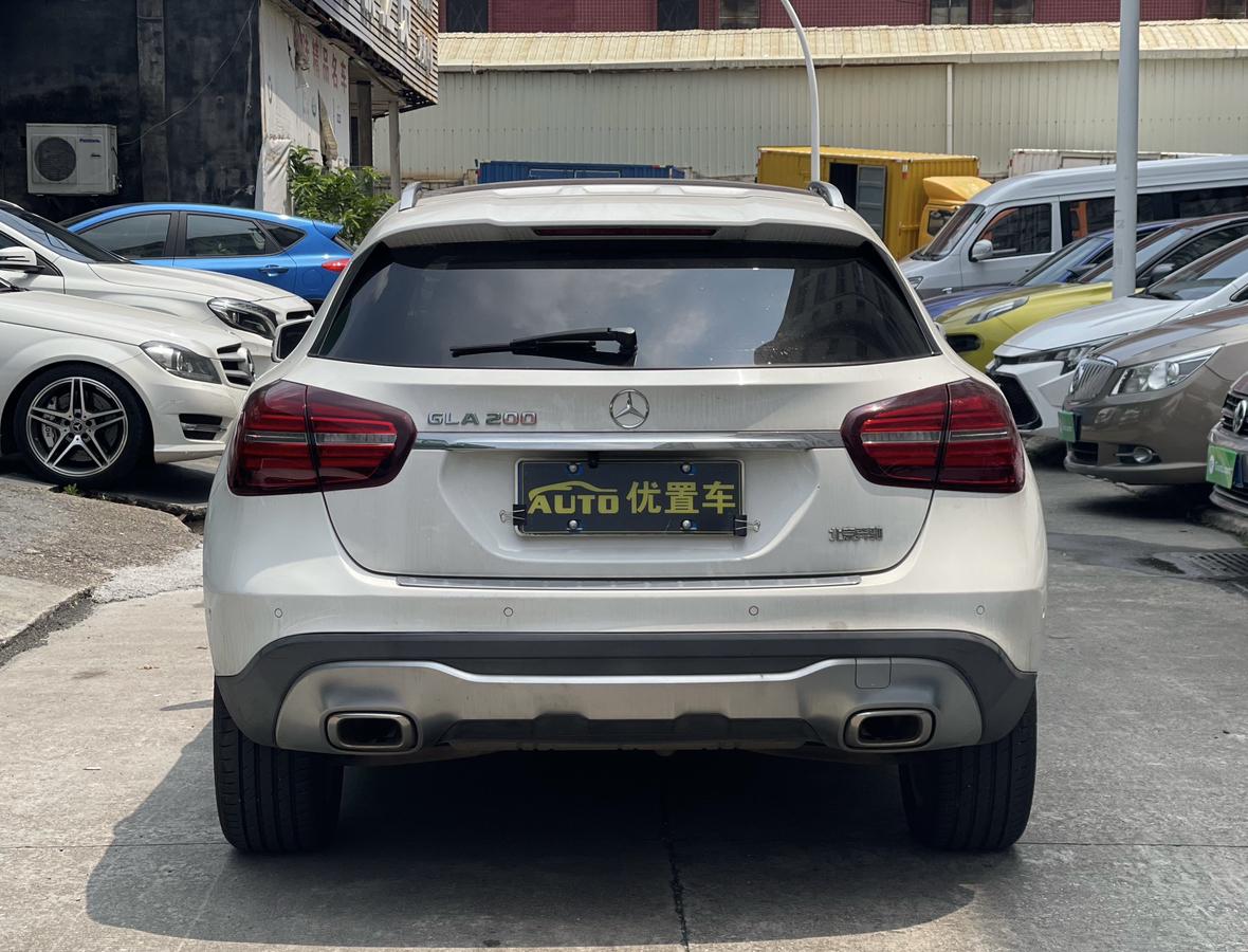 Mercedes-Benz GLA 2018 thumb 10