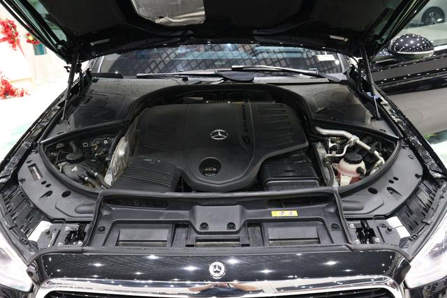 Mercedes-Benz S-Класс 2022 thumb 4