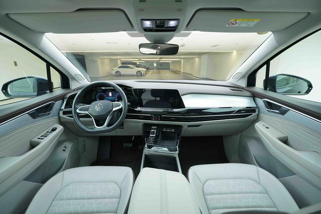 Volkswagen Lamando 2022 thumb 7