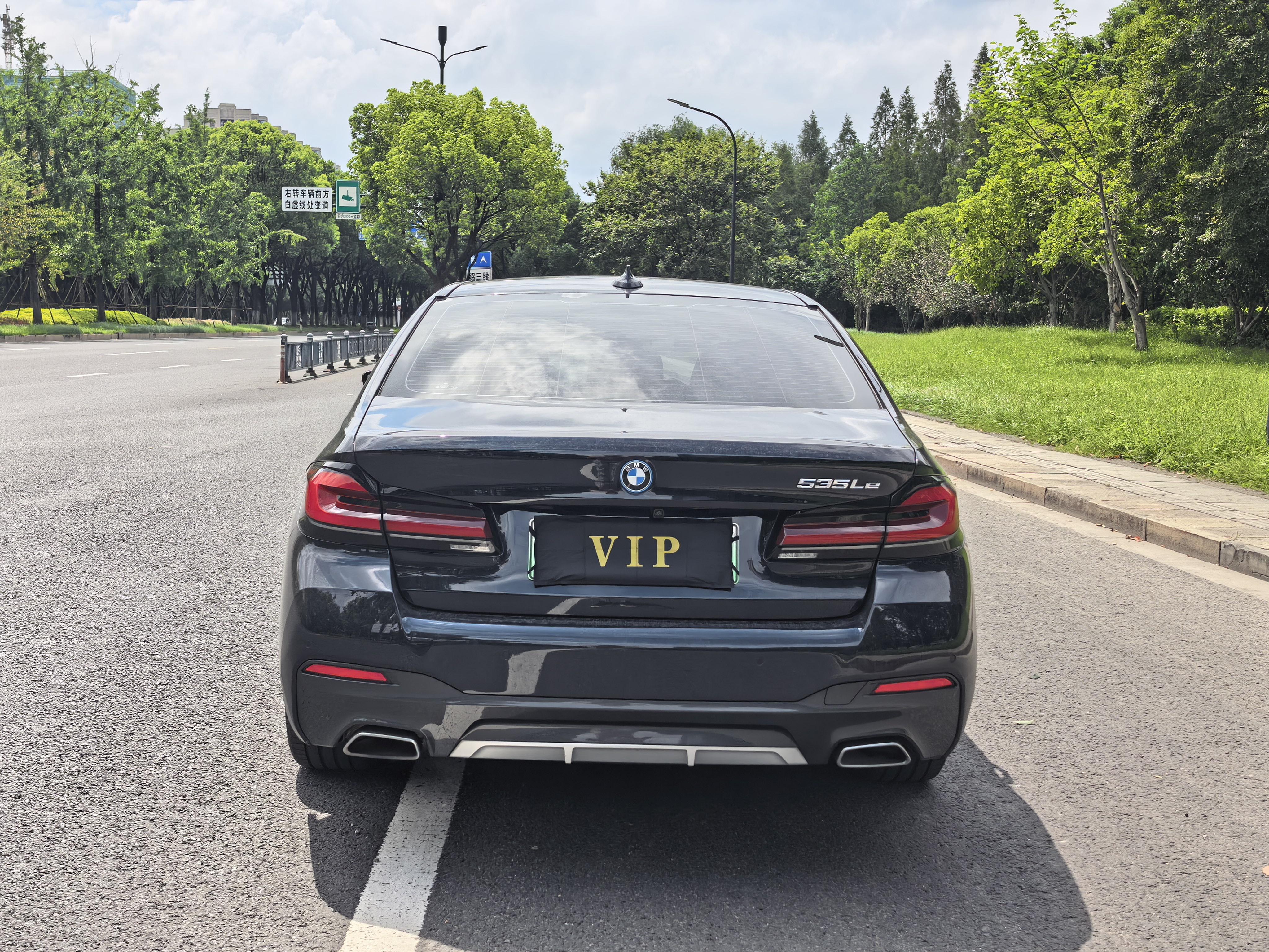 BMW 5 серии 2022 thumb 4