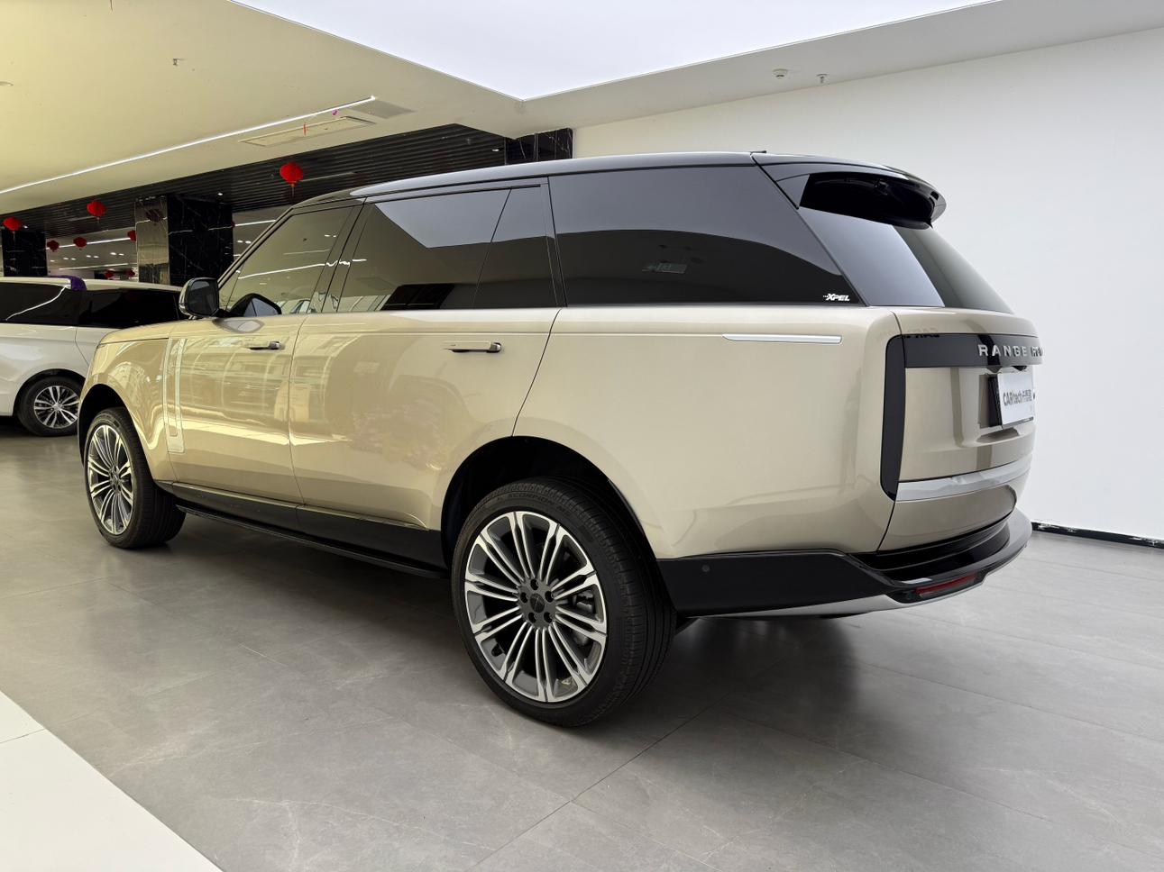 Land Rover Range Rover 2026 thumb 3