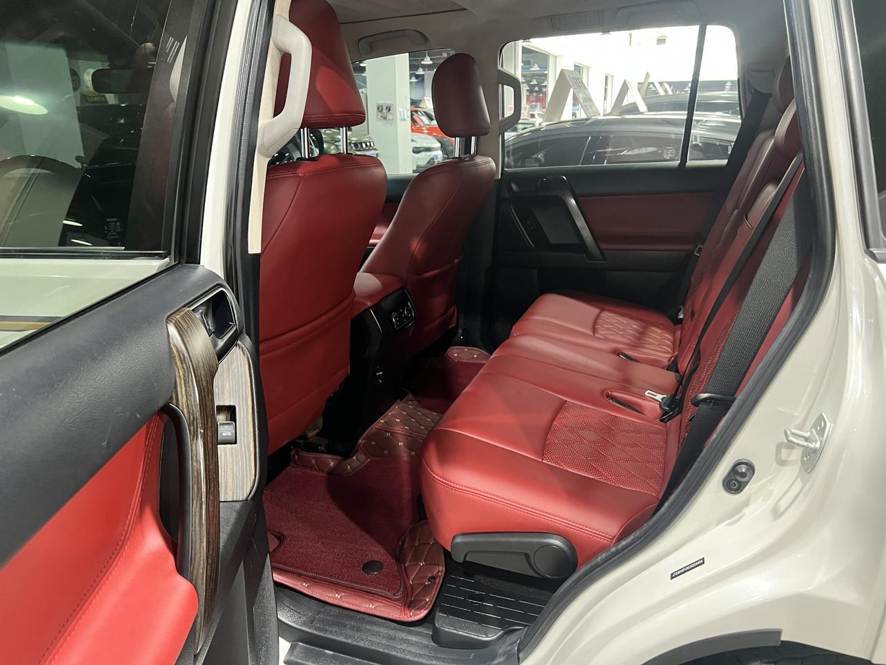 Toyota Land Cruiser Prado 2020 thumb 7
