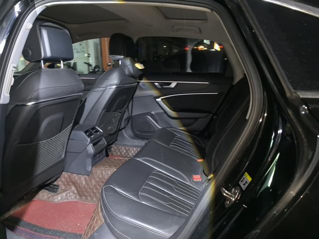 Audi A6 2019 thumb 10