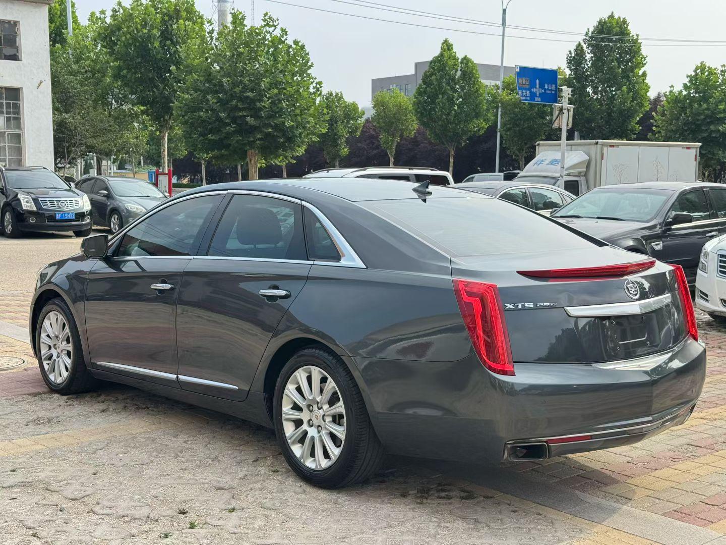 Cadillac XTS 2013 thumb 2
