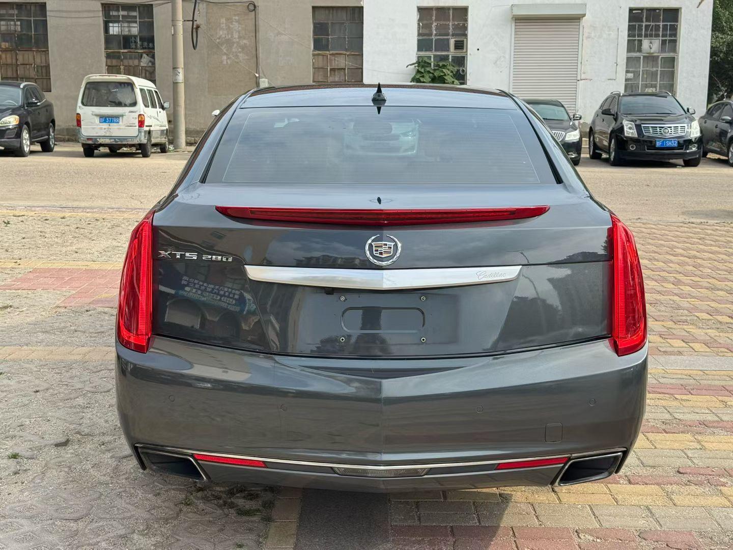 Cadillac XTS 2013 thumb 3