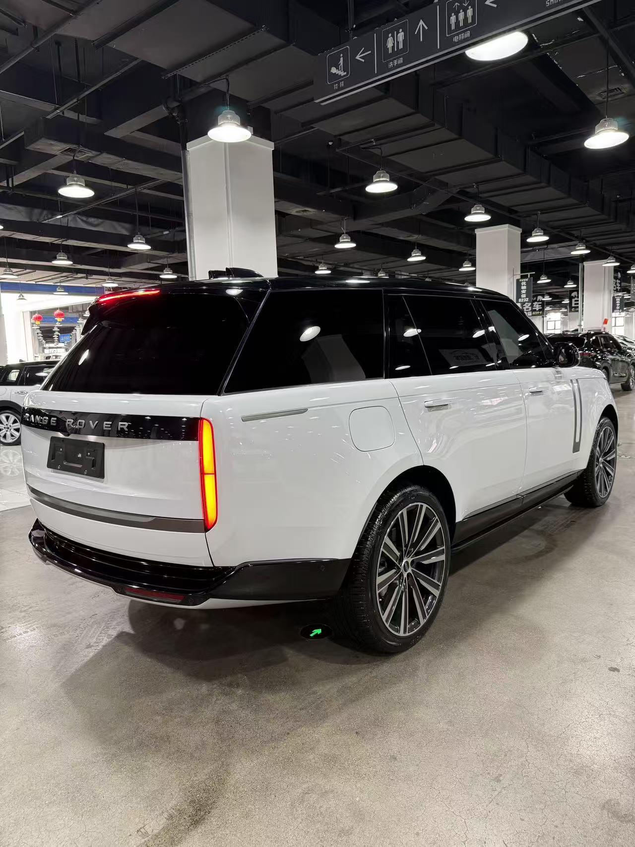 Land Rover Range Rover 2024 thumb 12