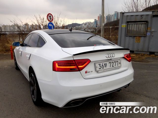 Audi A5 2013 thumb 4