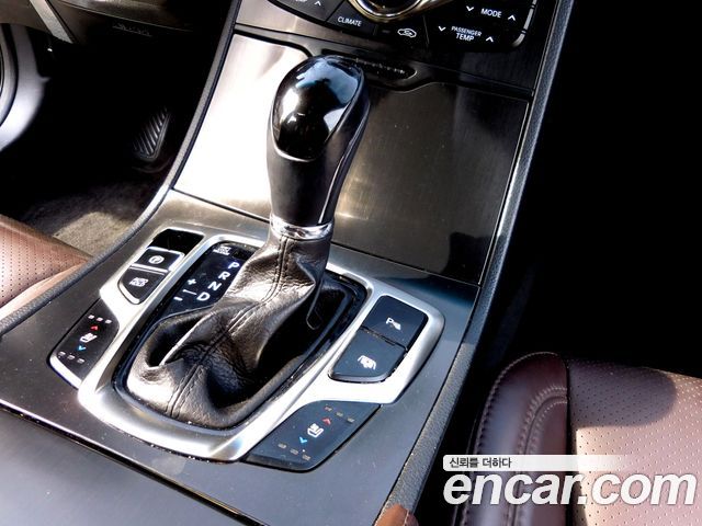 Hyundai Grandeur 2013 thumb 9