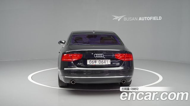 Audi A8 2013 thumb 6