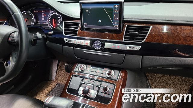 Audi A8 2013 thumb 11