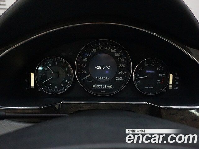 Mercedes-Benz CLS 2008 thumb 9