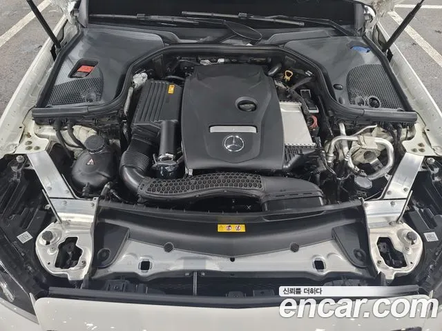 Mercedes-Benz E-Класс 2018 thumb 11