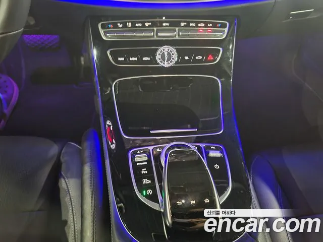 Mercedes-Benz E-Класс 2018 thumb 2