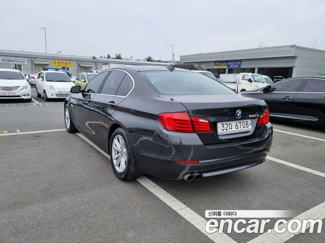 BMW 5 серии 2011 thumb 3