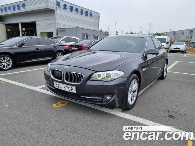 BMW 5 серии 2011 thumb 6