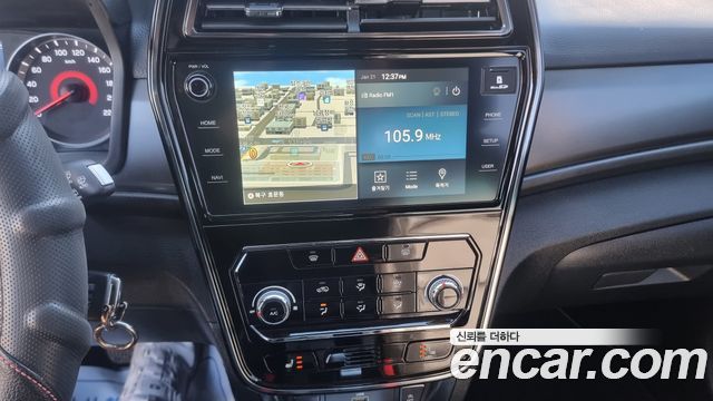 SsangYong Tivoli 2019 thumb 10