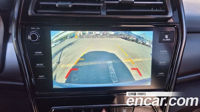 SsangYong Tivoli 2019 thumb 11