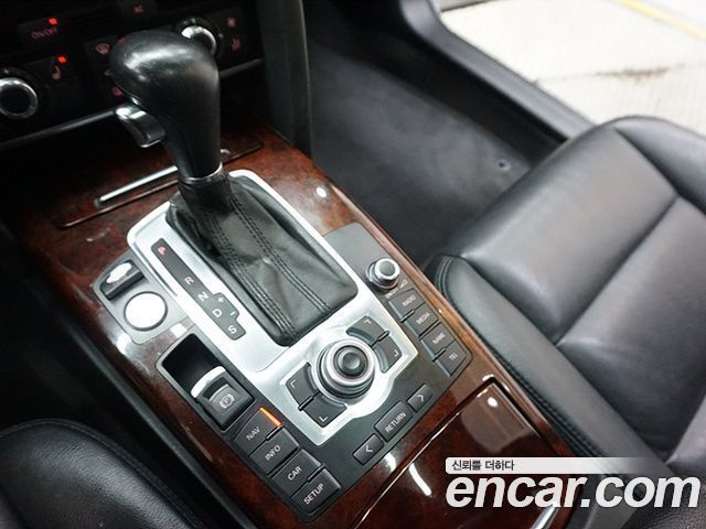 Audi A6 2011 thumb 10