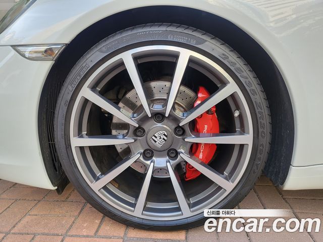 Porsche 911 2013 thumb 6