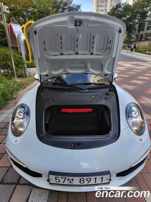 Porsche 911 2013 thumb 7