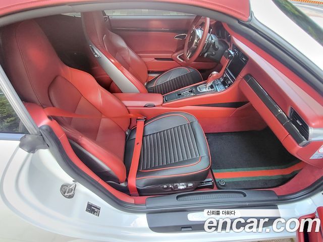 Porsche 911 2013 thumb 8