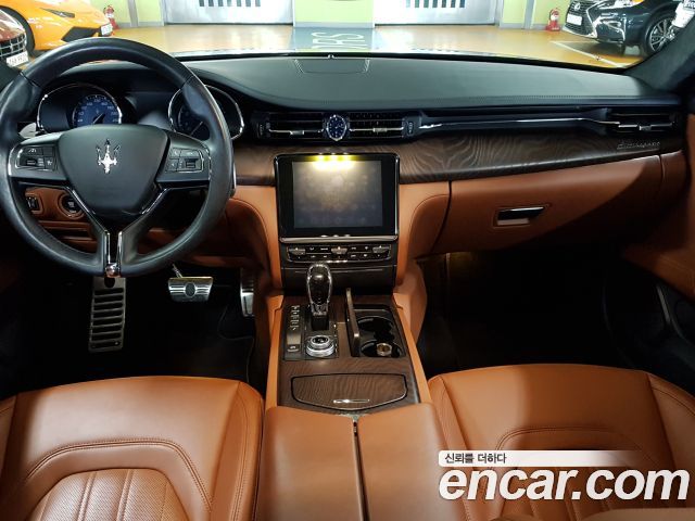 Maserati Quattroporte 2016 thumb 5